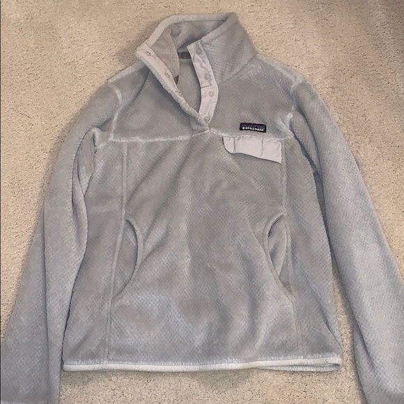 Patagonia Tops - Patagonia fleece sweatshirt!